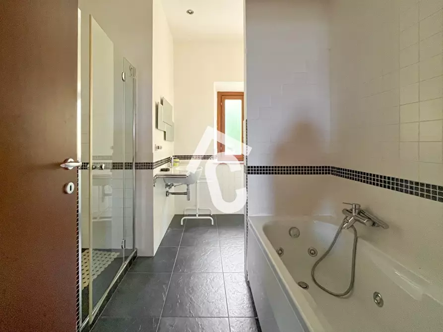 Immagine 14 di Rustico / casale in vendita  a Maiolati Spontini