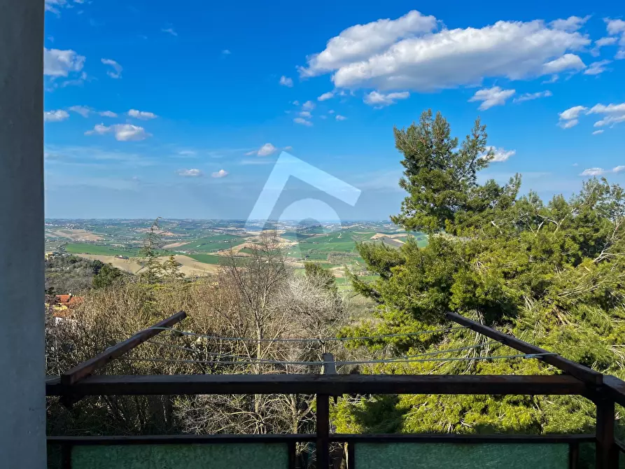 Immagine 9 di Quadrilocale in vendita  a Montecarotto