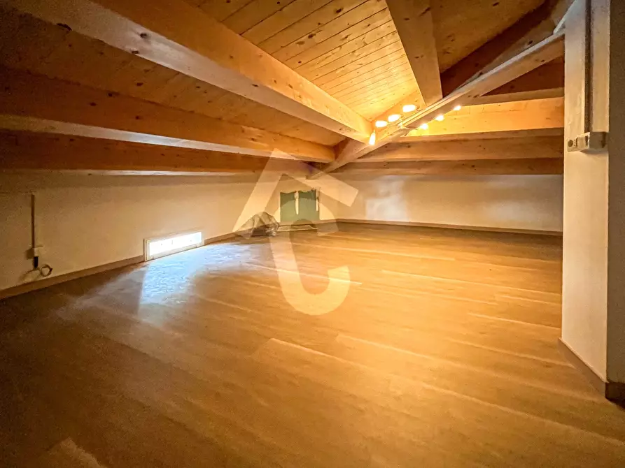 Immagine 16 di Trilocale in vendita  a Jesi