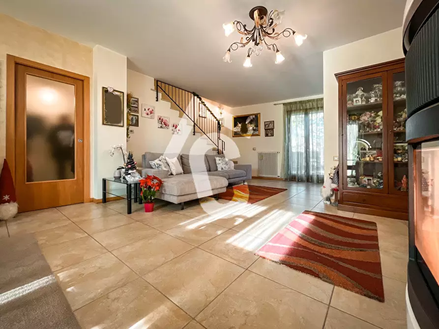 Immagine 9 di Villetta a schiera in vendita  a Castelplanio