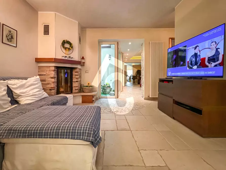 Immagine 13 di Appartamento in vendita  a Jesi