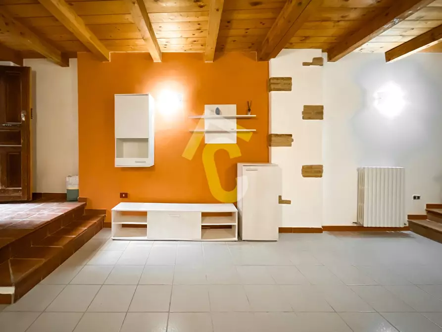 Immagine 2 di Appartamento in vendita  a Jesi