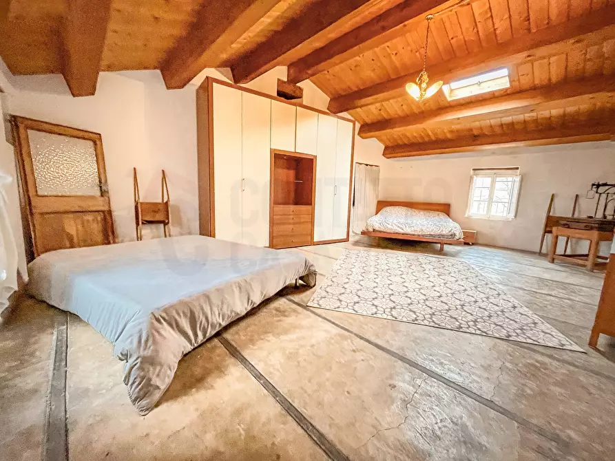 Immagine 22 di Casa bifamiliare in vendita  a Cupramontana