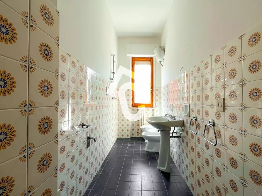 Immagine 11 di Appartamento in vendita  a Jesi