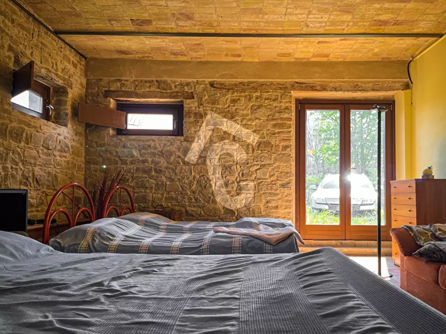 Immagine 31 di Rustico / casale in vendita  a Serra San Quirico