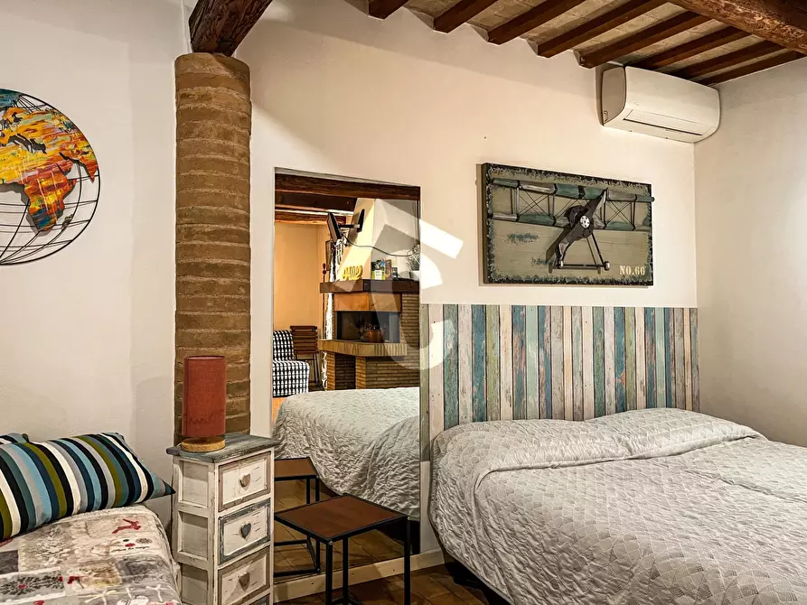 Immagine 15 di Appartamento in vendita  a Jesi