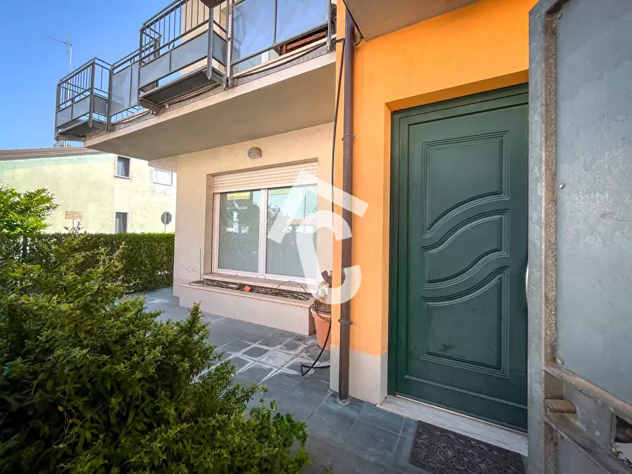 Immagine 2 di Casa indipendente in vendita  a Castelplanio