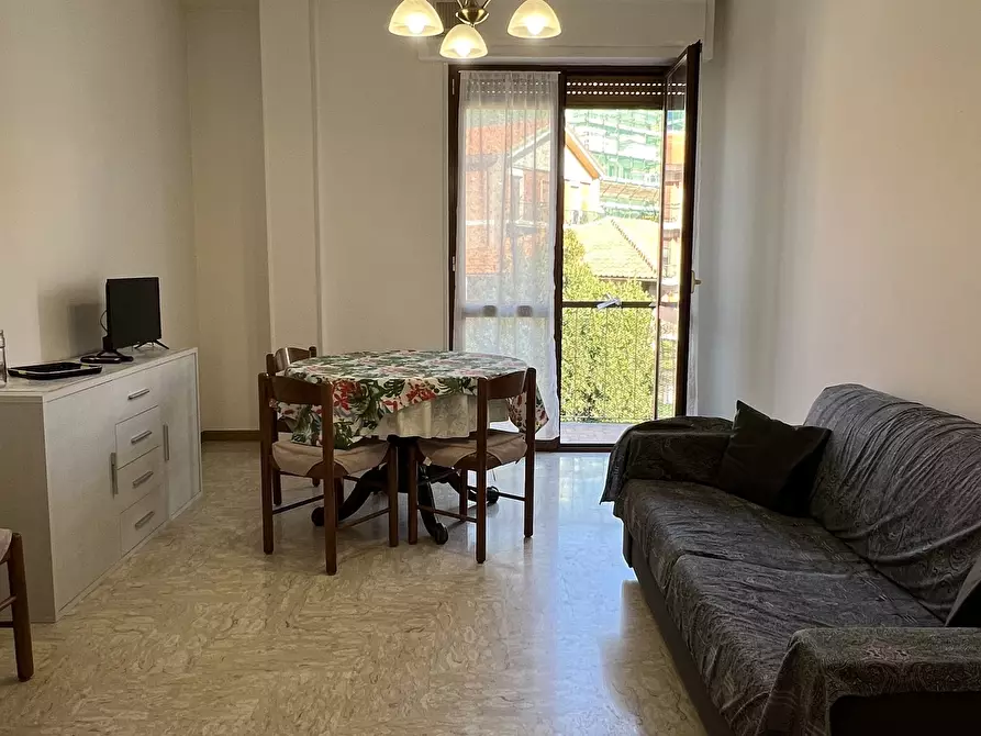 Immagine 9 di Quadrilocale in affitto  in Via Brunenghi 91 a Finale Ligure