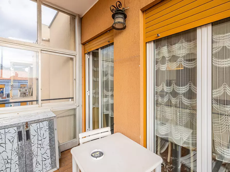 Immagine 39 di Pentalocale in affitto  in Via delle Azalee 3 a Finale Ligure