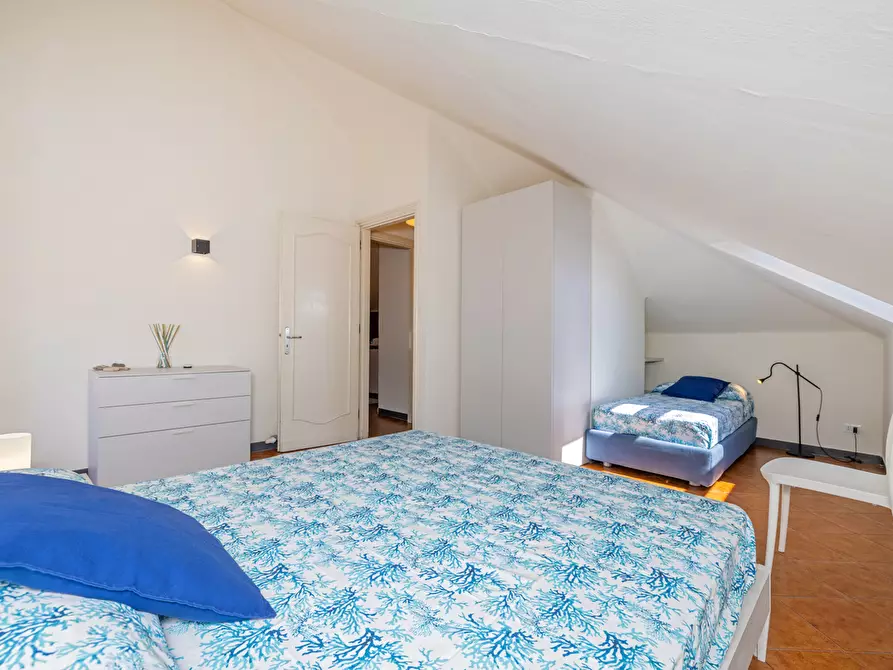 Immagine 36 di Bilocale in affitto  in Piazza Vittorio Emanuele II a Finale Ligure