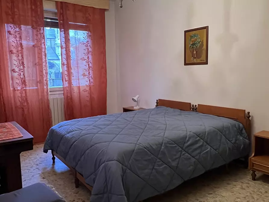 Immagine 9 di Bilocale in affitto  in Via Bardineto a Finale Ligure