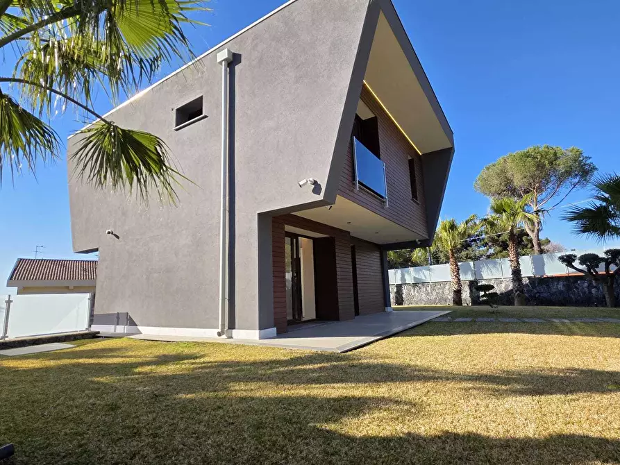 Immagine 28 di Villa in vendita  a Pedara