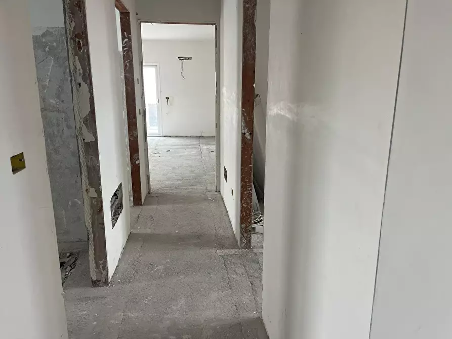 Immagine 12 di Attico in vendita  in Corso Indipendenza 149 a Catania