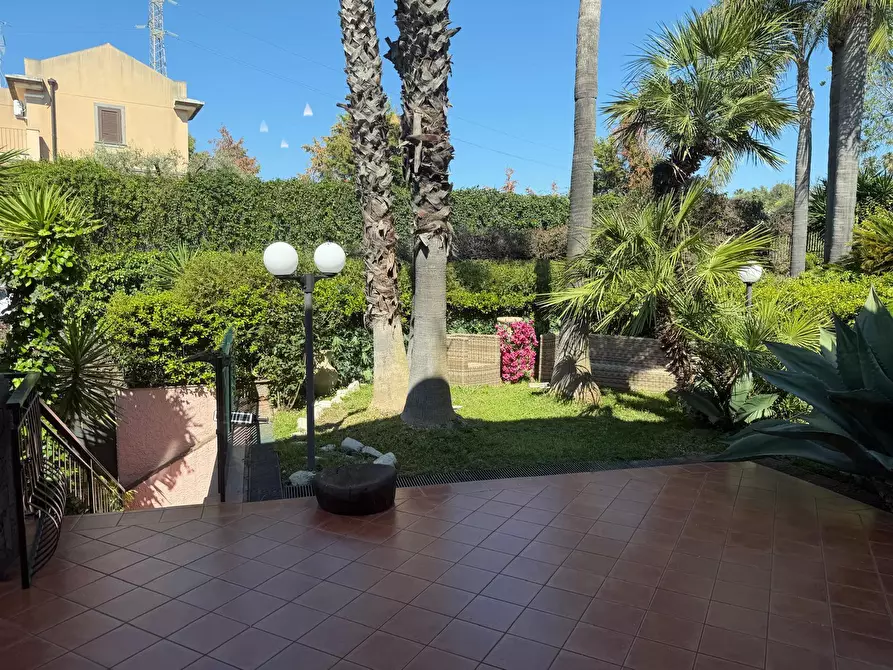 Immagine 21 di Villa in vendita  a Sant'agata Li Battiati