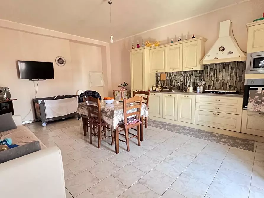 Immagine 2 di Casa indipendente in vendita  a Santa Maria Di Licodia