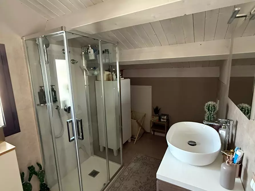 Immagine 22 di Villa in vendita  a Nicolosi