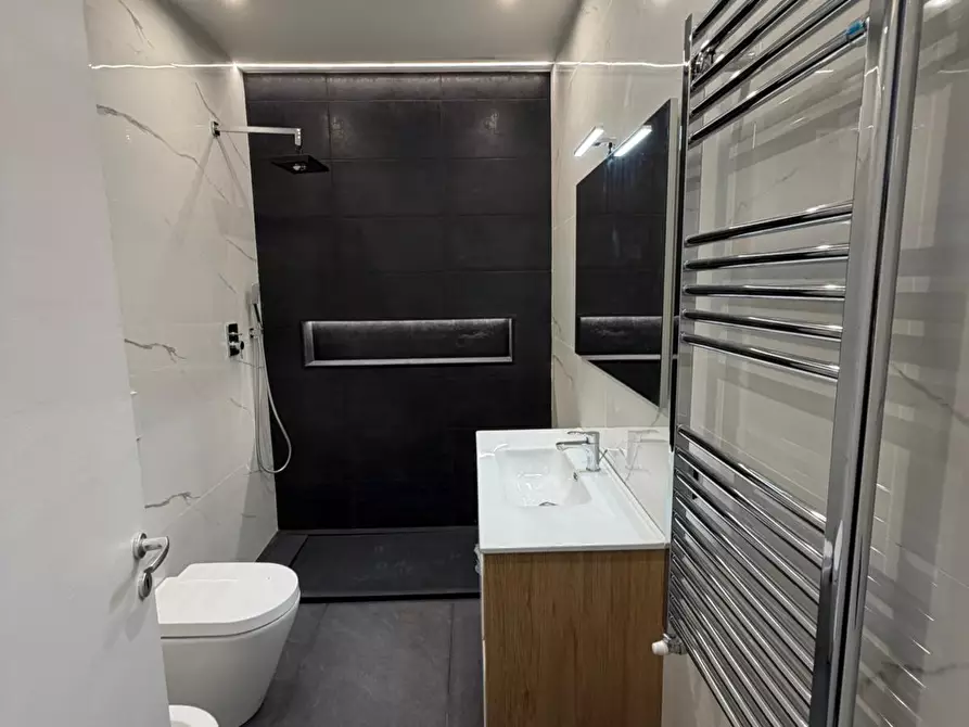 Immagine 12 di Casa semindipendente in vendita  a Mascalucia