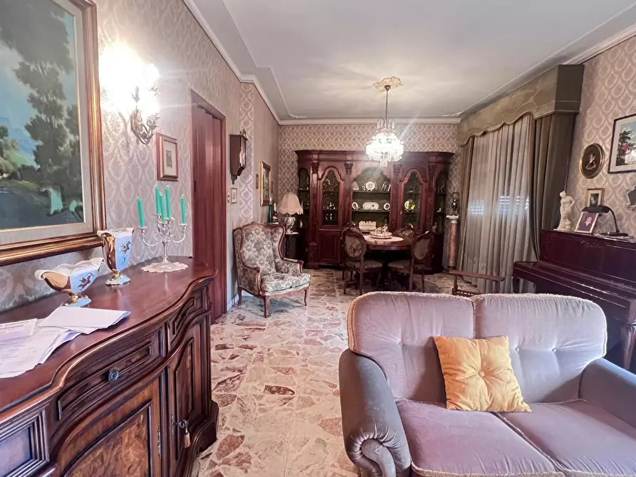 Immagine 3 di Appartamento in vendita  a Catania