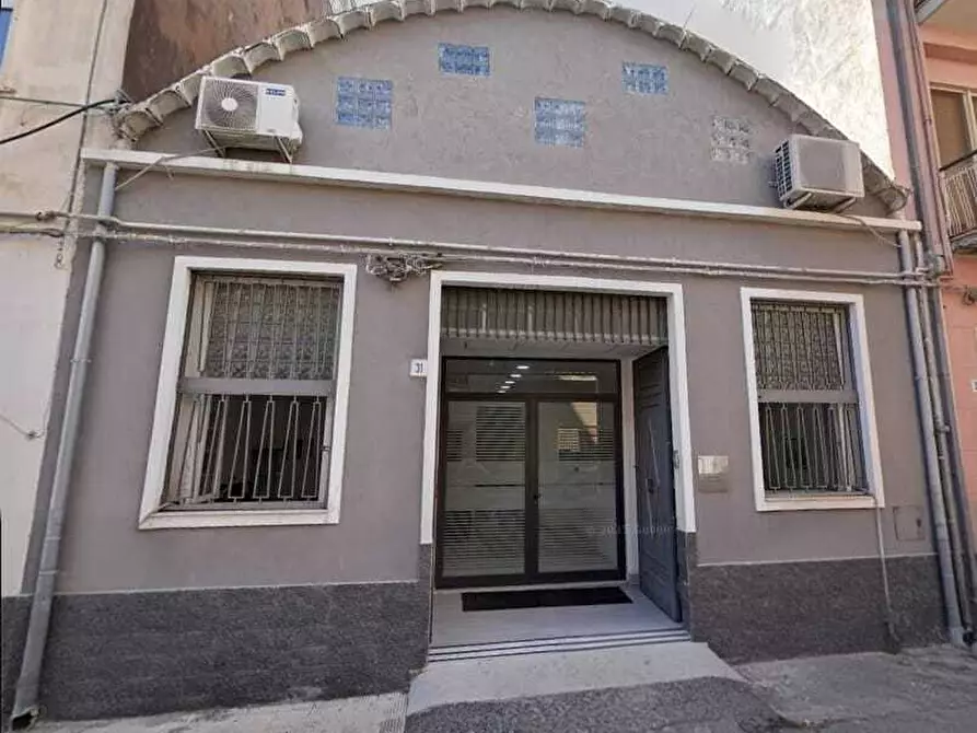 Immagine 1 di Locale commerciale in vendita  a Misterbianco