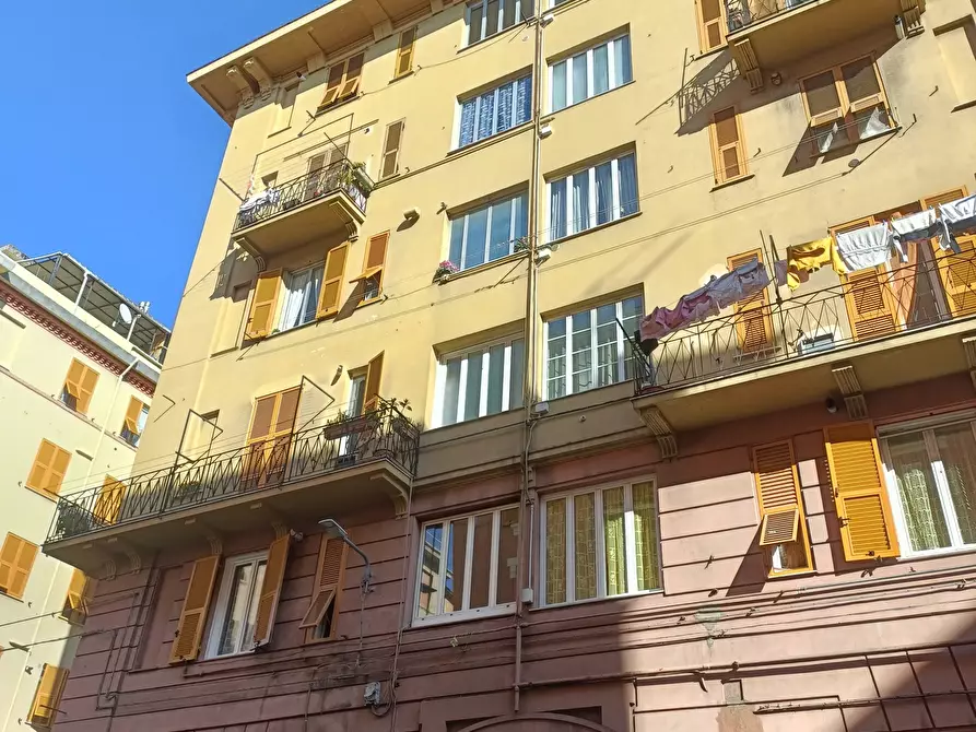 Immagine 69 di Pentalocale in vendita  in Via Paolo Antonio de Cavero 8 a Genova