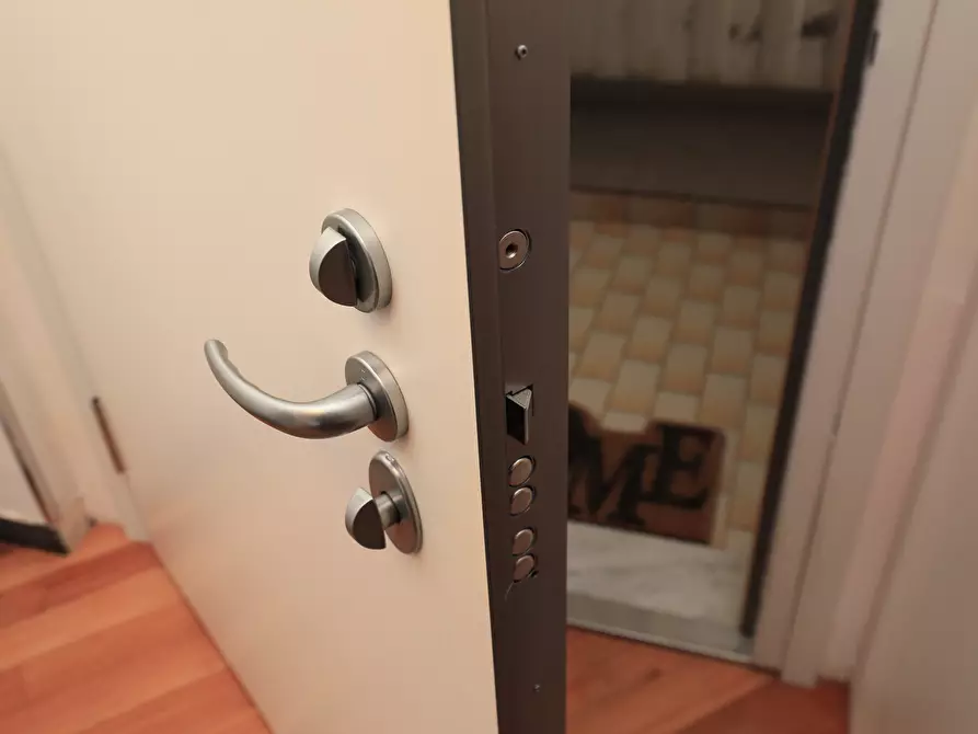 Immagine 25 di Appartamento in vendita  in Via Val Trebbia a Genova