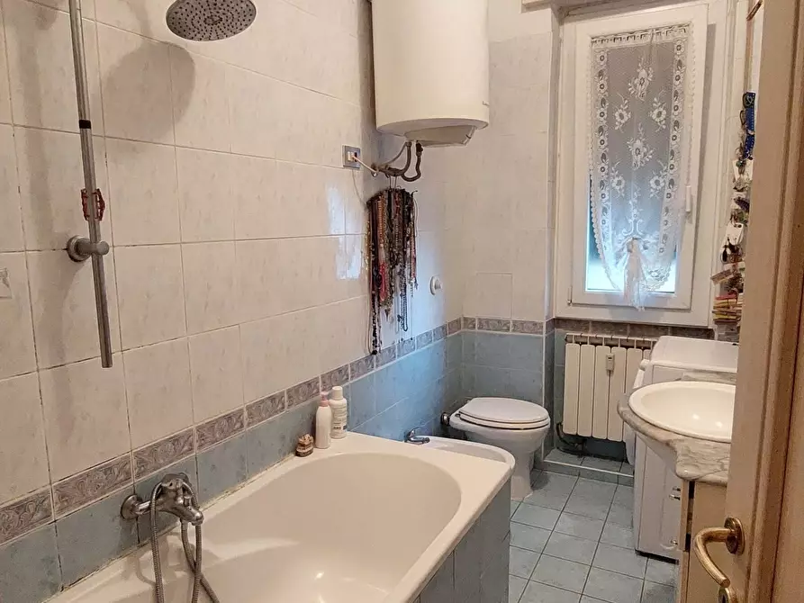 Immagine 10 di Trilocale in vendita  in Via Leonardo Montaldo 24 a Genova