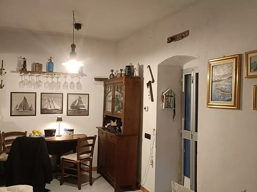 Immagine 33 di Trilocale in vendita  in Via Aurelia 36 a Camogli