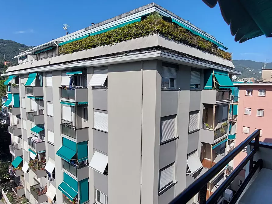 Immagine 10 di Bilocale in vendita  in Via Fratelli Bandiera 3 a Rapallo