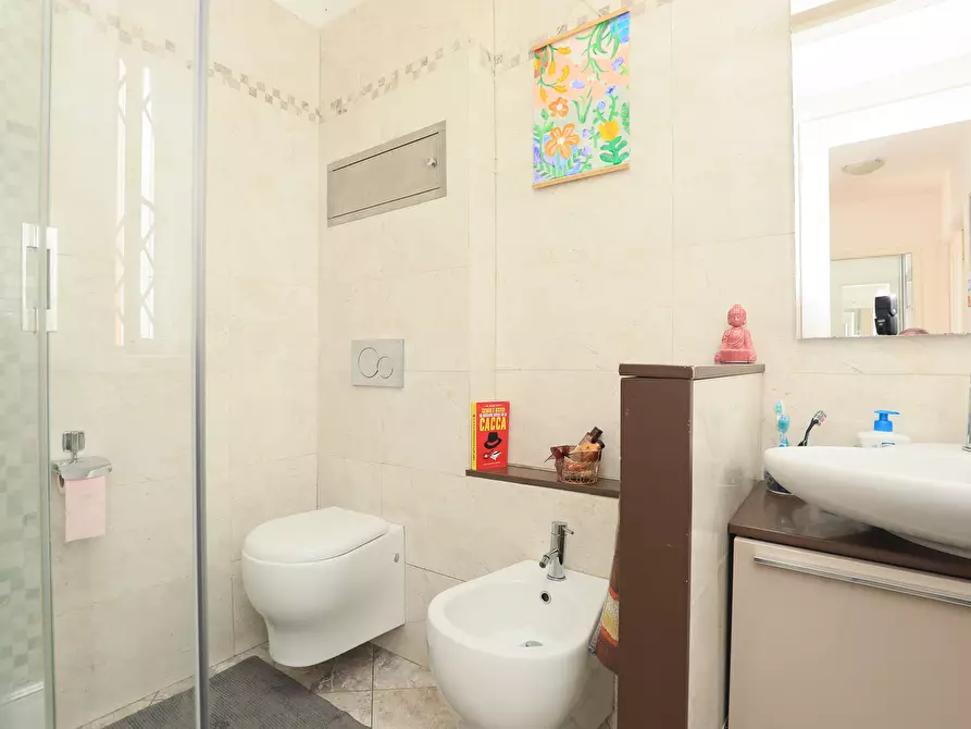 Immagine 19 di Appartamento in vendita  in Via Val Trebbia a Genova