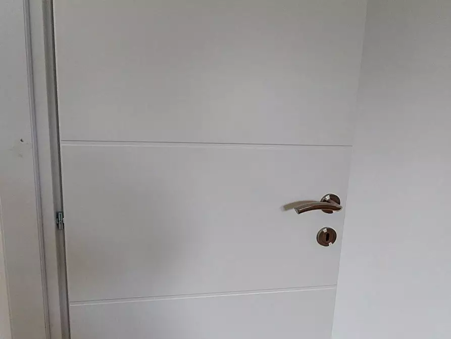 Immagine 29 di Trilocale in vendita  in Piazza Eugenio Marchese a Busalla