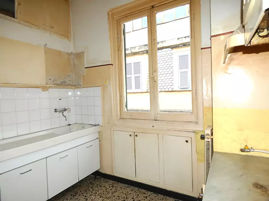 Immagine 4 di Appartamento in vendita  in Via Gian Domenico Cassini 4 a Genova