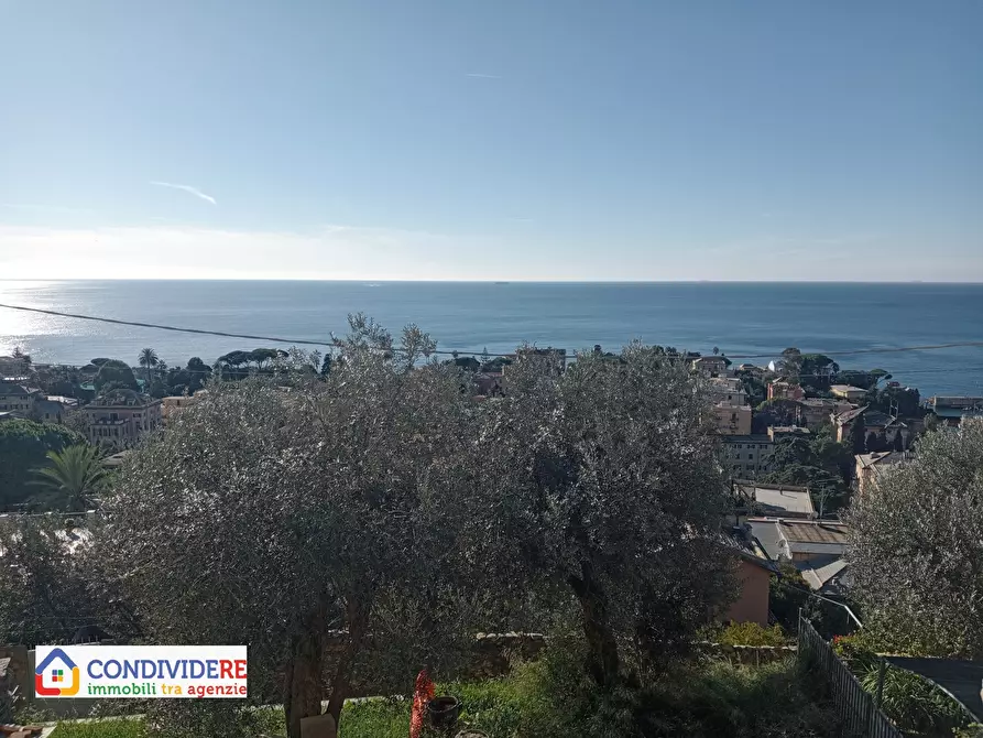 Immagine 1 di Casa indipendente in vendita  in Via Maggiolo di Nervi 13 a Genova