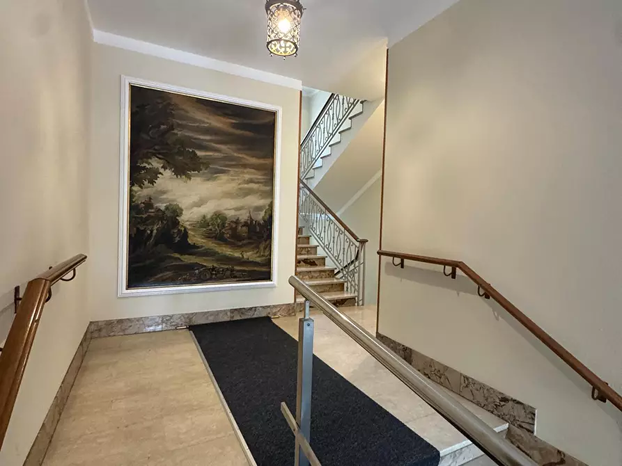 Immagine 6 di Bilocale in vendita  in Viale Enrico Millo a Chiavari