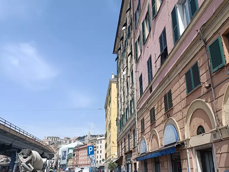 Immagine 1 di Bilocale in vendita  in Vico Cuneo 2 a Genova