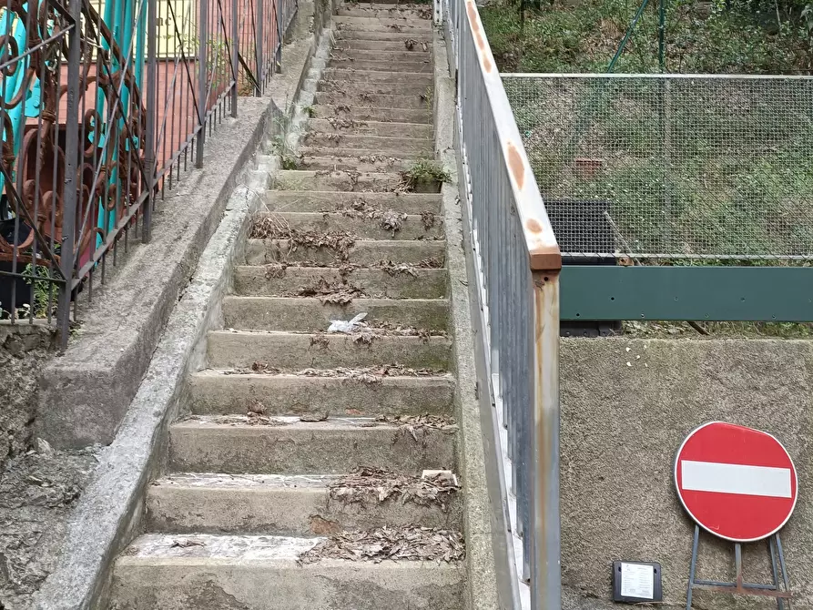 Immagine 14 di Locale commerciale in vendita  in Via dei Platani 35 R a Genova