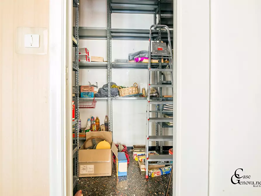 Immagine 11 di Appartamento in vendita  in Via Piacenza a Genova