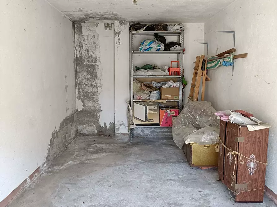 Immagine 38 di Appartamento in vendita  in Salita San Salnatore 52 a Roburent