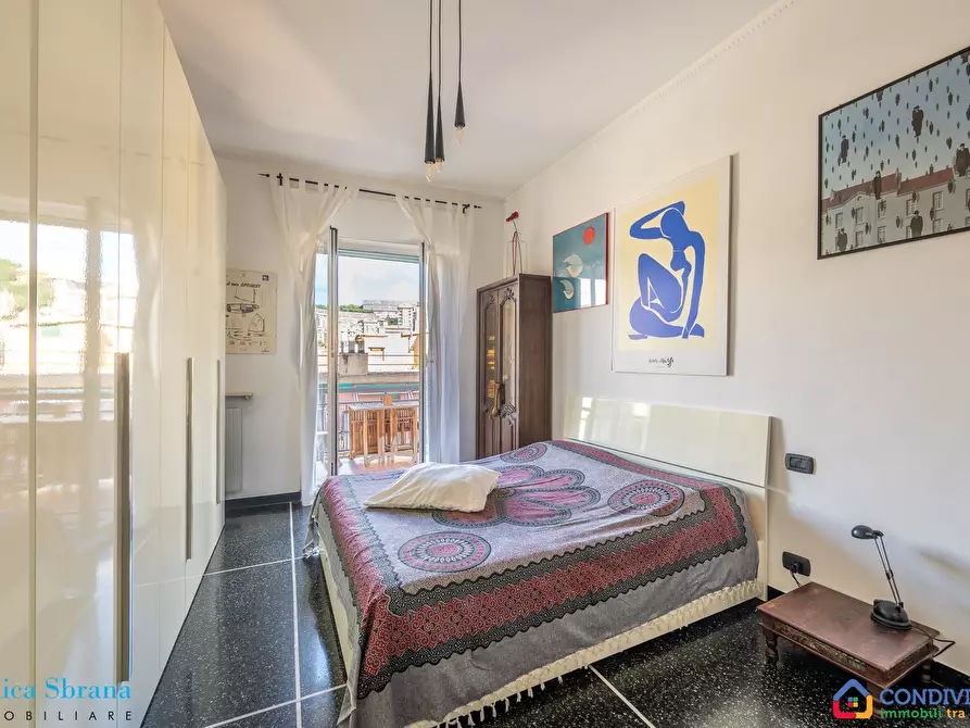 Immagine 3 di Trilocale in vendita  in Via Pietro Fessia 2121 a Genova