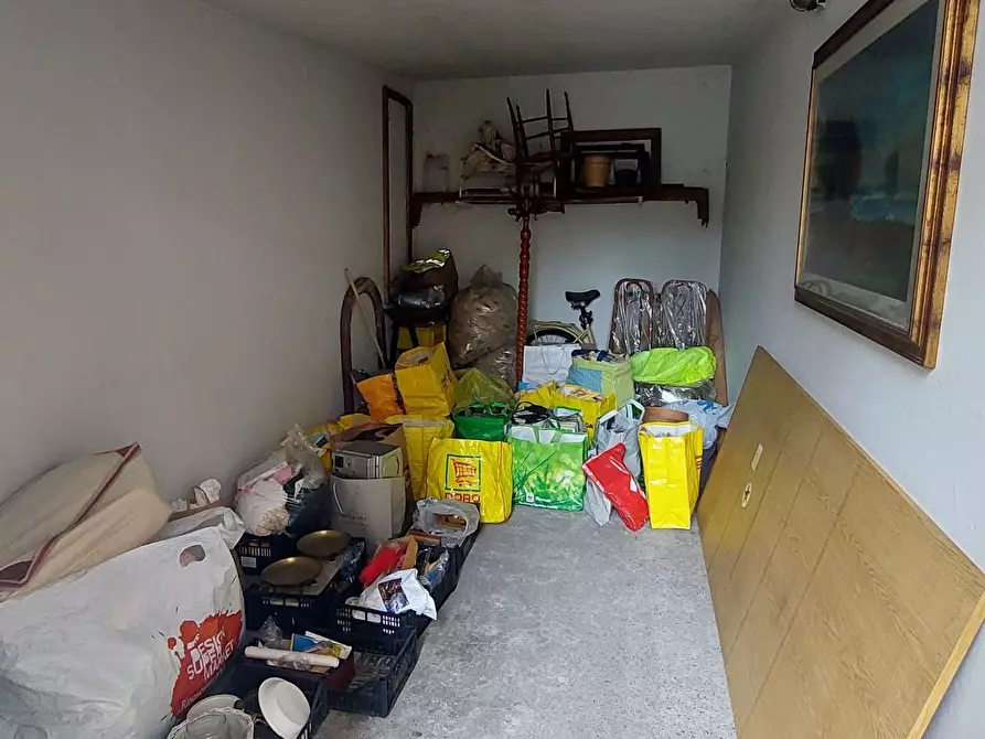 Immagine 3 di Garage in vendita  in VIA DANTE ALIGHIERI a Piacenza