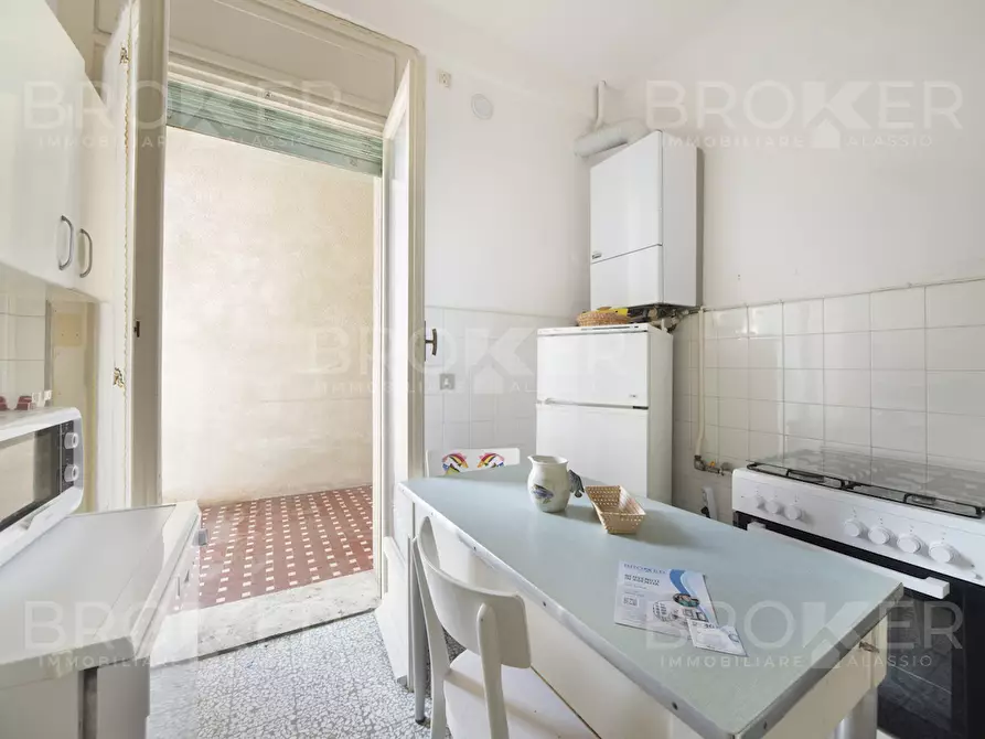 Immagine 16 di Pentalocale in vendita  in Via Don Aurelio Piccagli 12 a Alassio