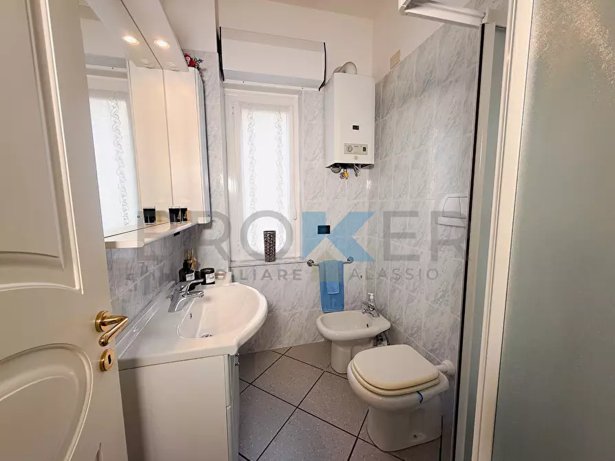 Immagine 4 di Bilocale in vendita  in Via Leonardo da Vinci 254 a Alassio