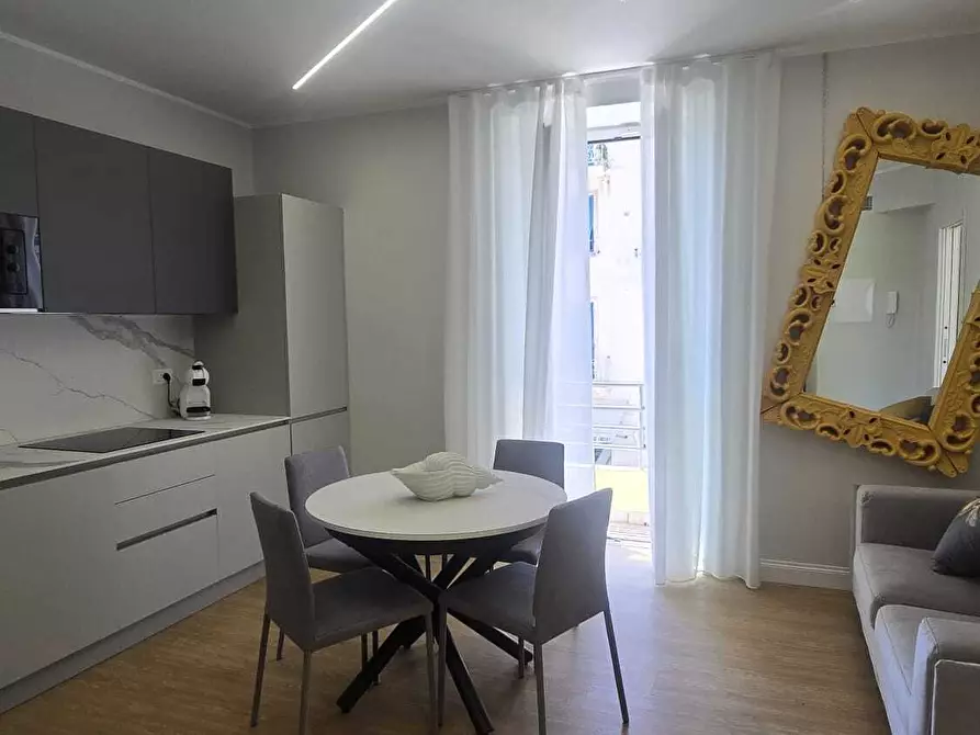 Immagine 10 di Trilocale in vendita  in Corso Dante Alighieri 198 a Alassio