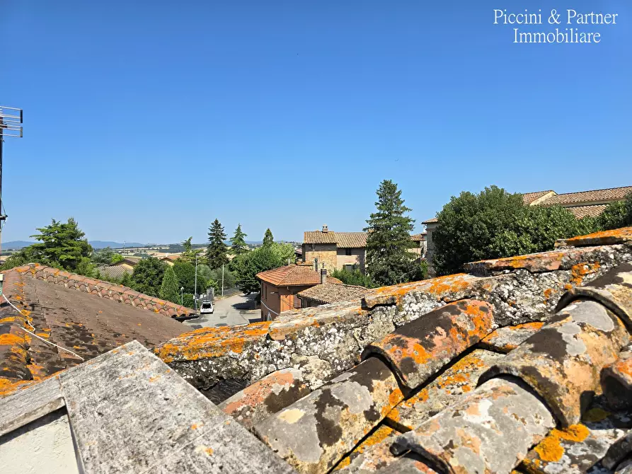 Immagine 24 di Pentalocale in vendita  in Via Orvieto 2 a Perugia