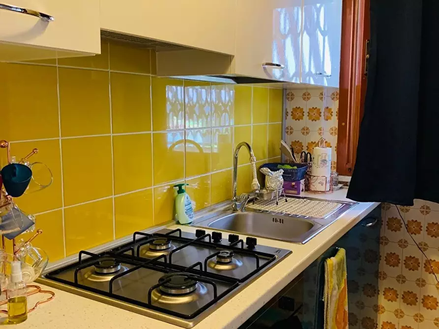 Immagine 16 di Quadrilocale in vendita  in Via Montecatini a Massa