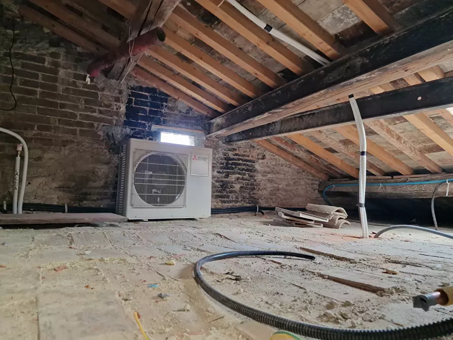 Immagine 31 di Trilocale in vendita  in Via Camillo Benso Conte di Cavour 73 a Torrita Di Siena