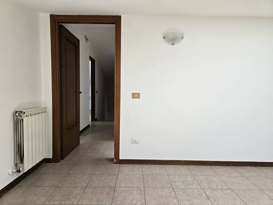 Immagine 45 di Quadrilocale in vendita  in Strada del Giglio a Perugia