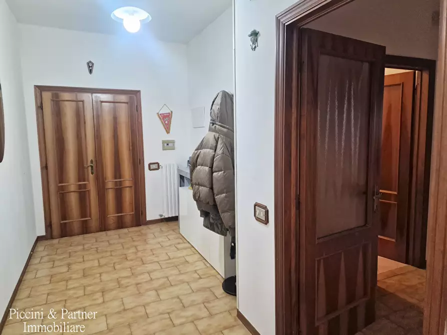 Immagine 19 di Casa bifamiliare in vendita  in Viale Ranchi 2 a Umbertide