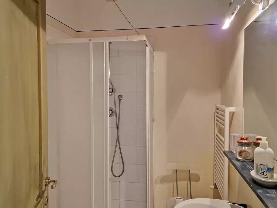 Immagine 40 di Rustico / casale in vendita  a Sarteano