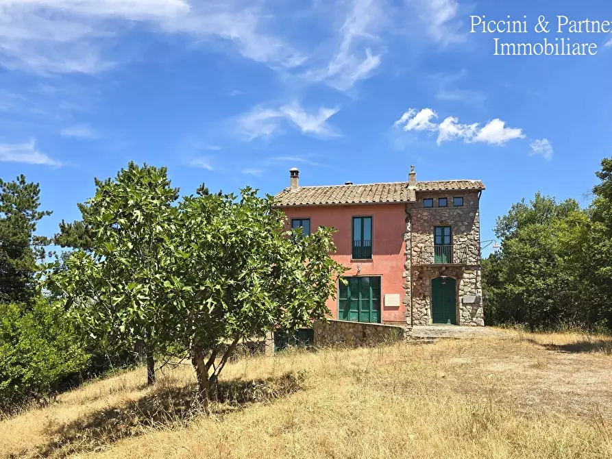 Immagine 1 di Villa in vendita  in Vocabolo Fiatello a San Venanzo