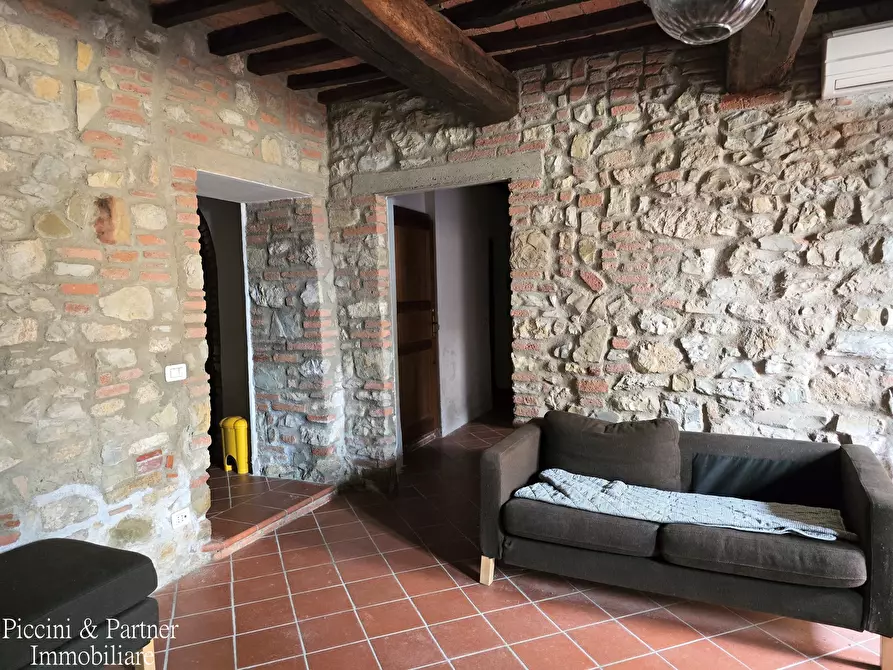 Immagine 15 di Porzione di casa in vendita  in Località Poggetto a Castiglione Del Lago